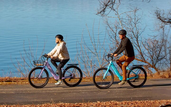 Velotric Breeze 1 Review: Who Should Buy This Lightweight Cruiser? featuring an official Velotric product image